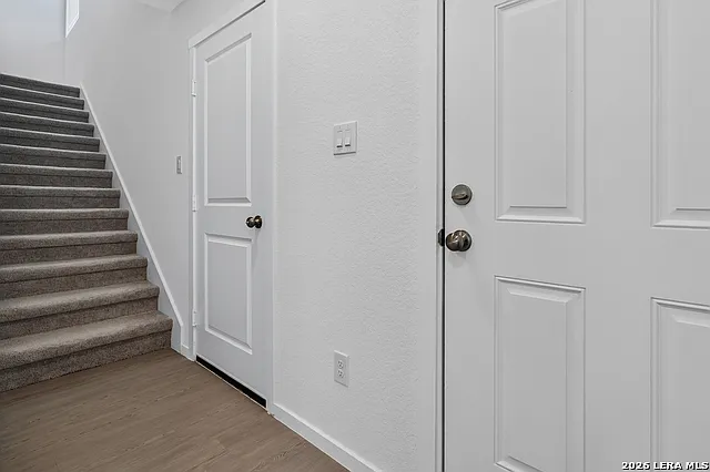 8026 Biggio Ln — Photo 17
