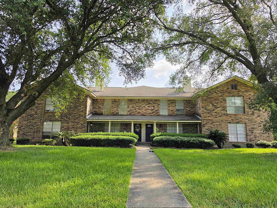 1st image of 8180 Willow Bend Dr