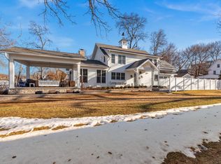 222 East Pleasant STREET, Oconomowoc, WI 53066