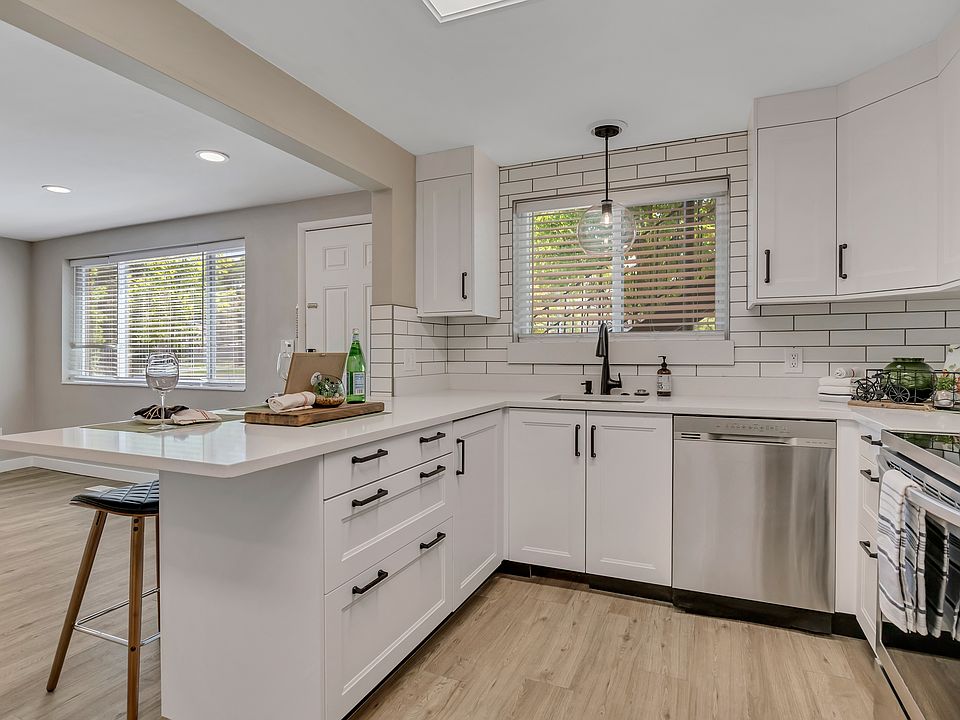 Newly Remodled Kitchen