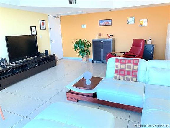 3rd image of 5900 Collins Ave APT 1003