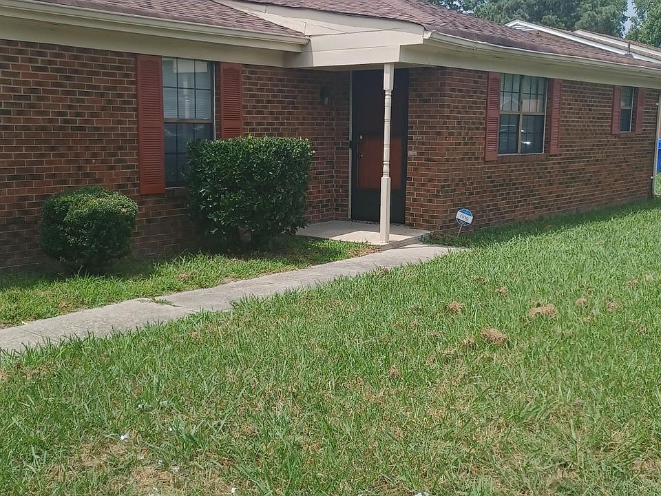 2nd image of 4600 Hardy Dr #B