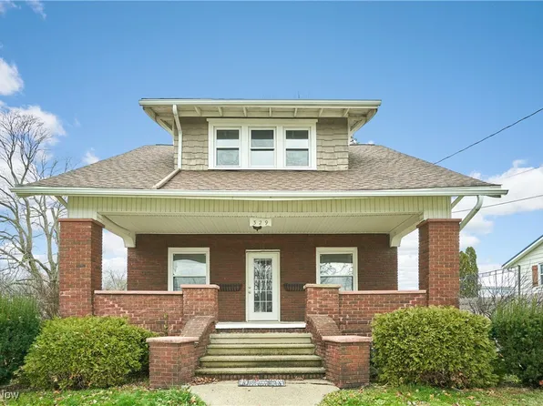 329 Belle Ave SW, Hartville, OH 44632