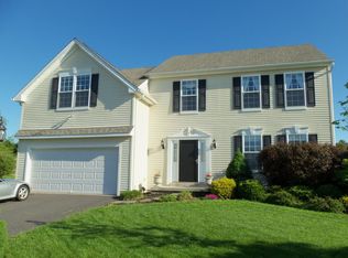 1112 Presidential Dr, Quakertown, PA 18951
