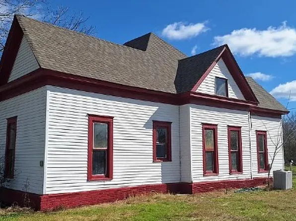 108 W Tarrant St, Cumby, TX 75433