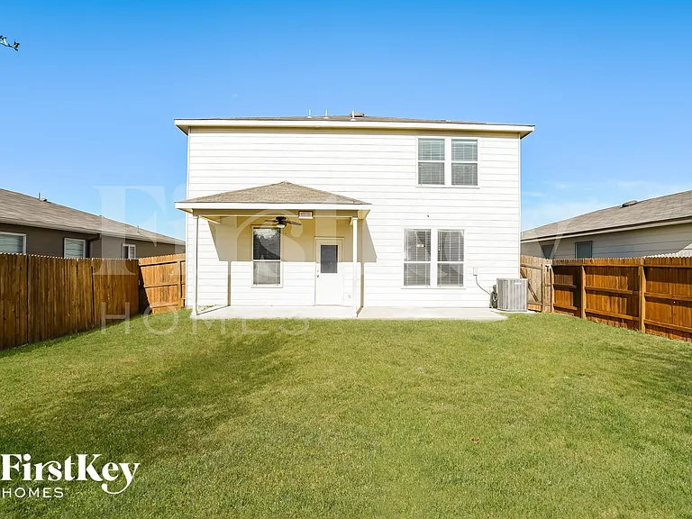 8902 Preserve Trl — Photo 18