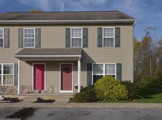 613 Deerbrush Gdns, Lititz, PA 17543