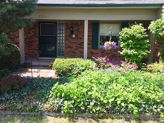 2nd image of 31231 Berryhill St