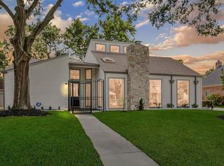 11627 Highgrove Dr, Houston, TX 77077