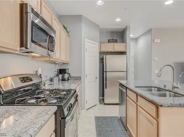 7559 Daniel Boone Ct, Las Vegas, NV 89166