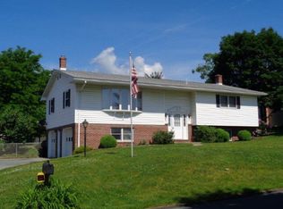 25 Bonnie Ln, Reedsville, PA 17084