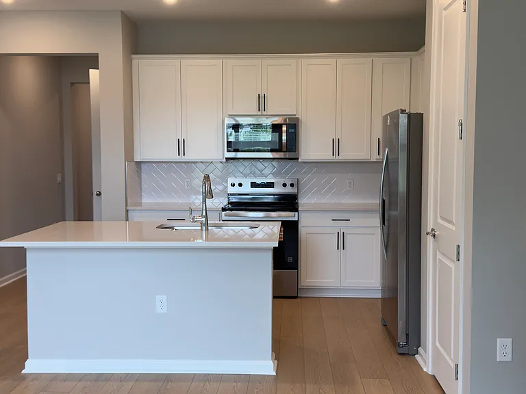 4298 Efendi Dr — Photo 22