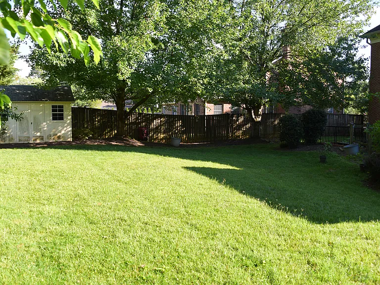1207 Artnauman Ct — Photo 44