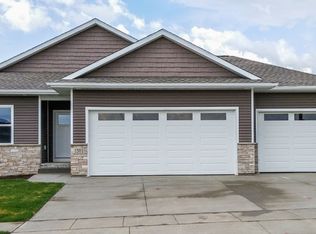 1301 1st St SE, Waverly, IA 50677