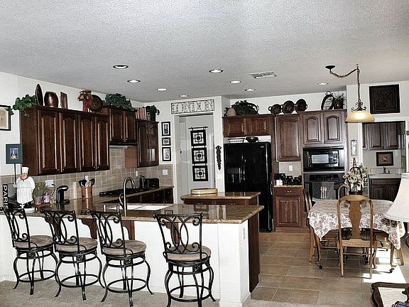 5th image of 1333 Southwick Ln