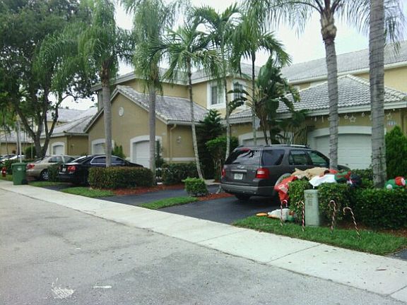 4th image of 2138 Madeira Dr