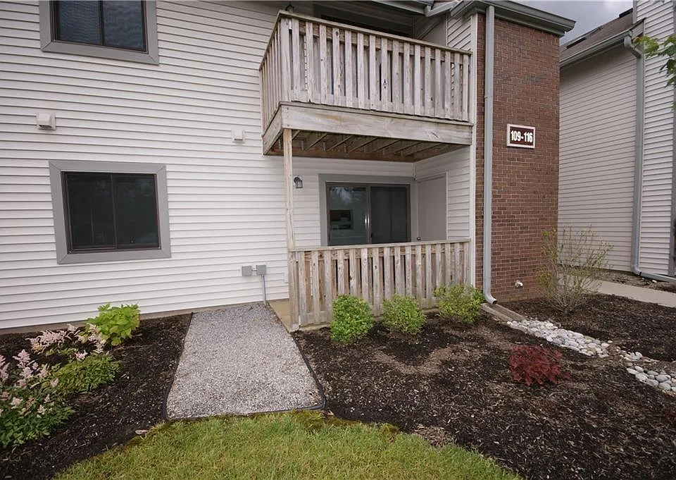109 Ravens Crest Dr #109