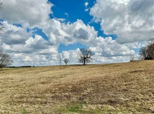 3 Smiths Grove Rd, Scottsville, KY 42164