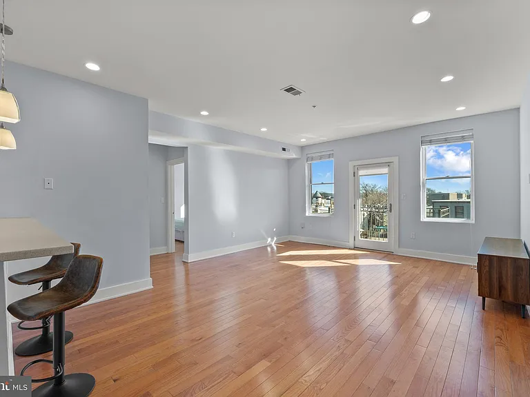440 Rhode Island Ave NW #303 — Photo 2