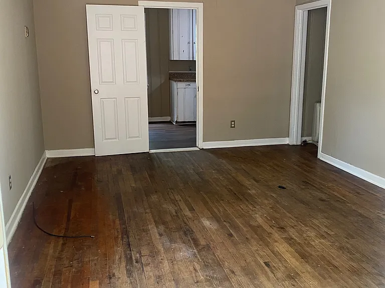 209 Herbert St #B — Photo 2