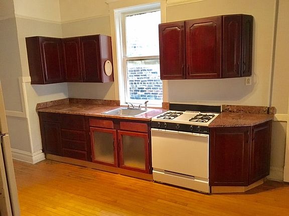 2nd image of 2169 N Milwaukee Ave #3