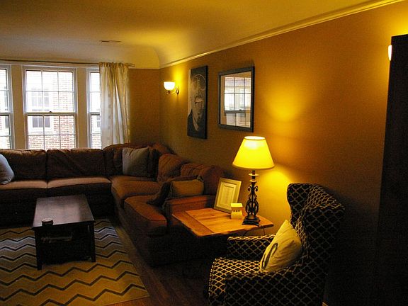 2nd image of 1128 W Washington Blvd #2B