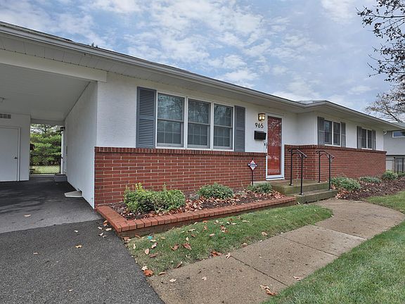 3rd image of 965 Lambeth Dr