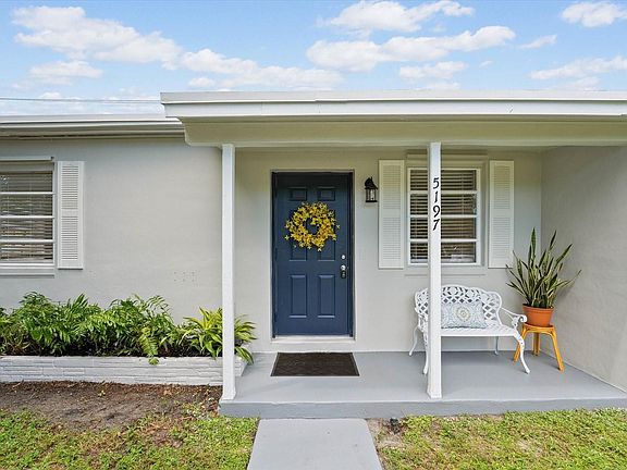 5th image of 5197 NE 14th Avenue
