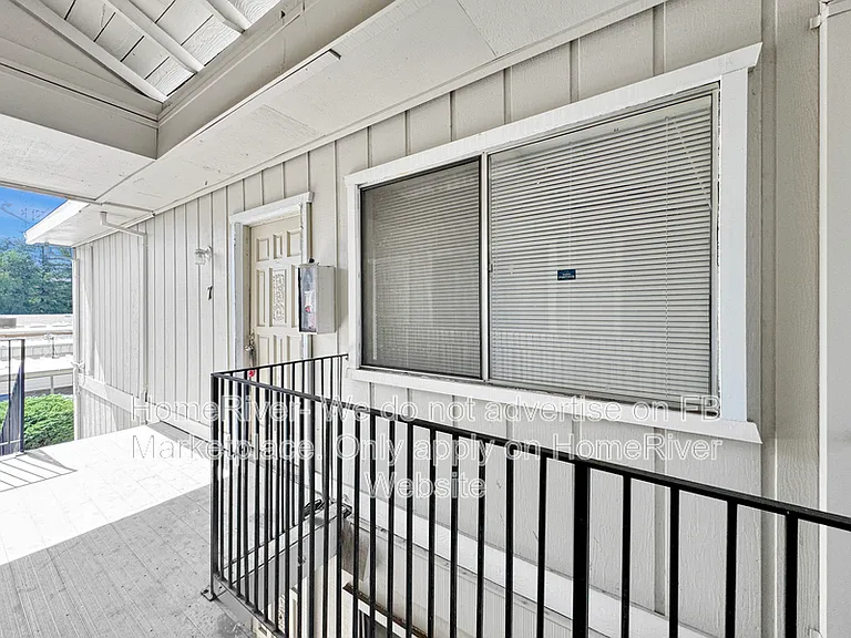 1233 Dealynn St #7 — Photo 15