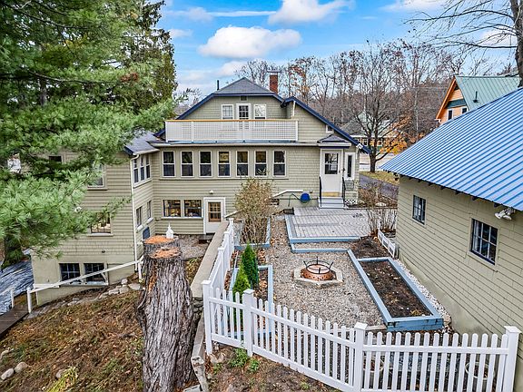 2nd image of 53 Portland Road