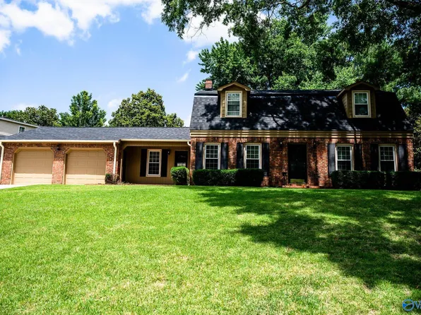 1712 Devonshire Dr SE, Decatur, AL 35601