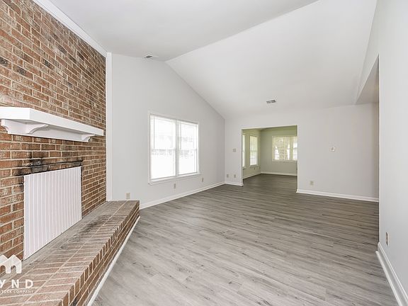 5th image of 6208 Stoneyridge Dr