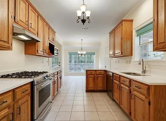 5th image of 6000 Chateau Loire Cir