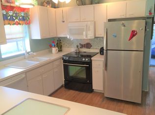 405 Palm Ave, Nokomis, FL 34275
