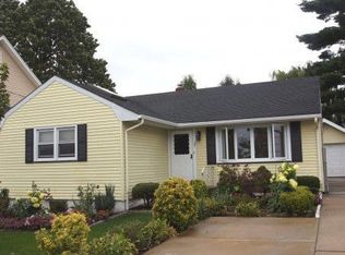 37 Miller St, Wallington, NJ 07057