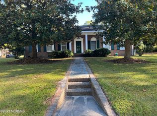 1609 E Canal St, Tarboro, NC 27886