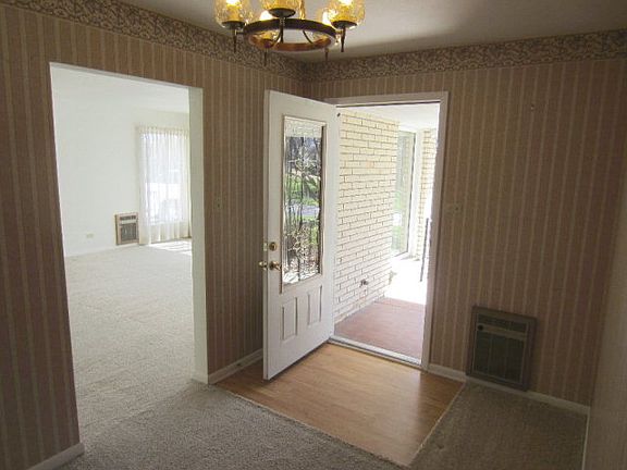 2nd image of 42 Overbrook Dr