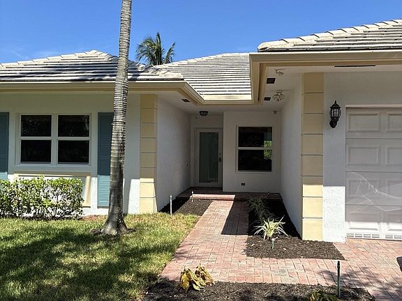 3rd image of 300 NW 17TH Avenue