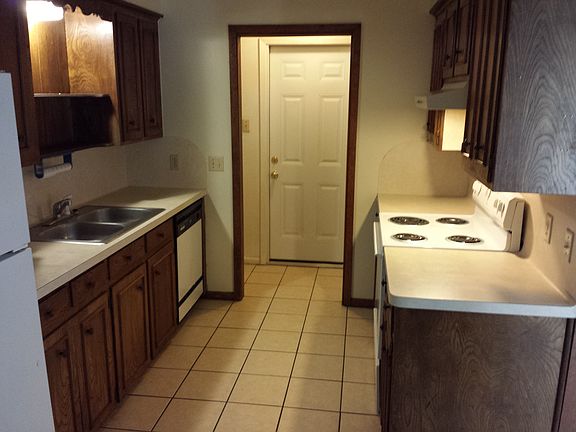 4th image of 1449 W Fairmont St