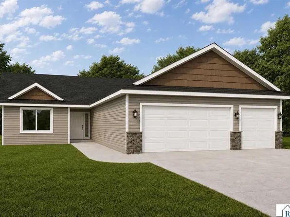 510 7th St NW, New Richland, MN 56072