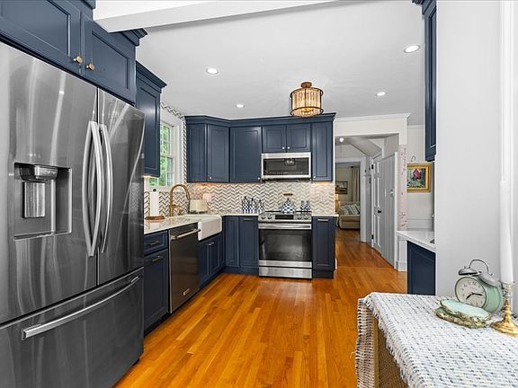 3rd image of 14 Kenilworth Rd