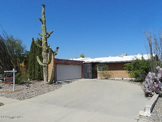 1st image of 1200 N Arbor Cir