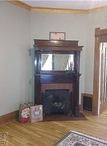 3rd image of 802 W 14th St