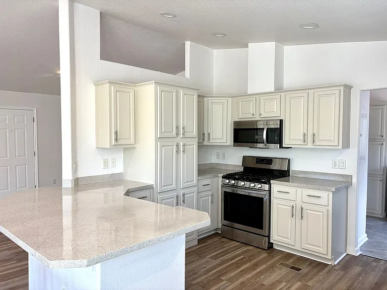 105 Gray Mountain Dr — Photo 7