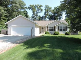 2880 Escanaba Ln, Muskegon, MI 49442