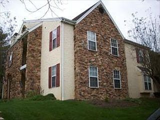 5th image of 159 Oak Knoll Cir