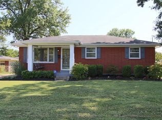 1426 Garvey Dr, Louisville, KY 40216