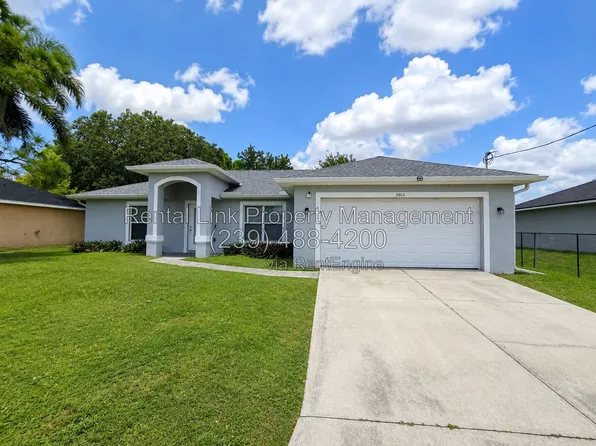 3012 30th St SW, Lehigh Acres, FL 33976