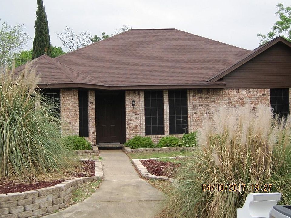 1st image of 104 Teakwood Dr