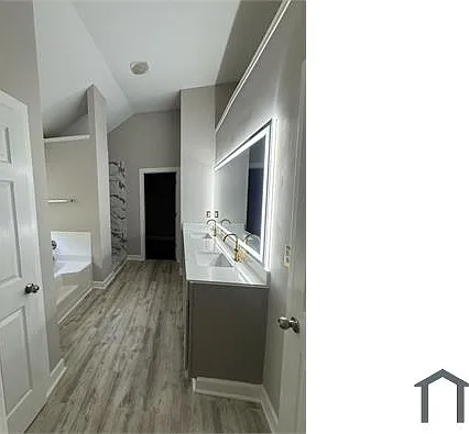 4 bed, 3200 sqft, $3,400 — Photo 3